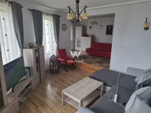 Casa solara si spatioasa, curte 700 mp - Cisnadie - Sibiu