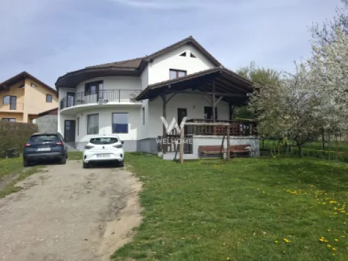 Casa solara si spatioasa, curte 700 mp - Cisnadie - Sibiu