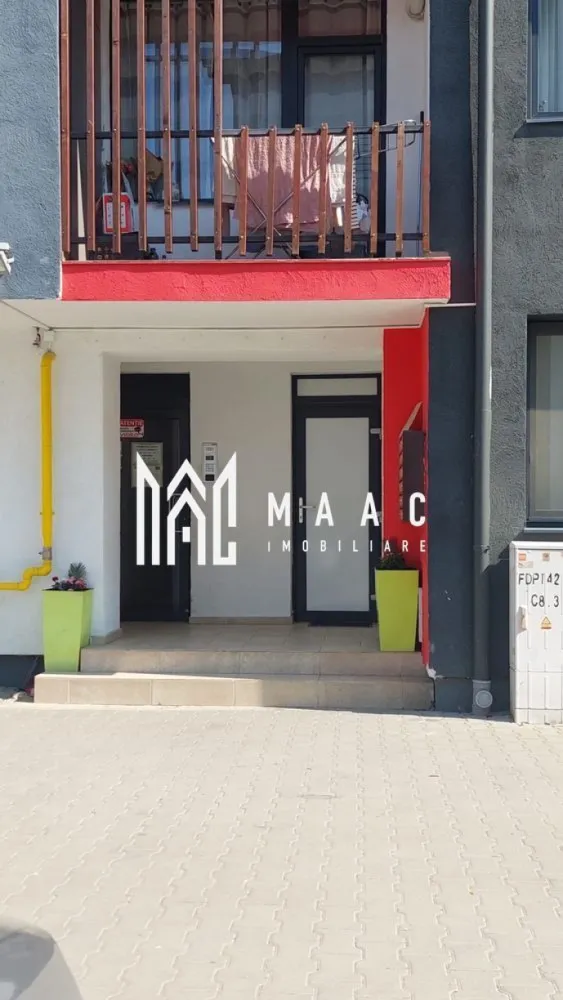 Garsonieră | Modernă | Complet utilată | Cartierul Arhitecților - MAAC Imobiliare vă propune spre vânzare o garsonieră practică și bine compartimentată, ideală pentru locuit sau investiție. Caracteristici principale • spațiu de locuit confortabil și eficient organizat • cameră luminoasă, cu finisaje moderne • pardoseală din gresie și pereți în culori neutre • mobilier contemporan Compartimentare și dotări • baie finisată cu faianță, dotată cu cabină de duș • bucătărie practică, cu design simplu și funcțional • încălzire în pardoseală Localizare și avantaje • amplasată într-o zonă urbană bine conectată • acces facil către magazine, școli, farmacii și restaurante • mijloace de transport în comun în apropiere • vedere către stradă Pentru mai multe detalii sau pentru programarea unei vizionări, vă rugăm să ne contactați și să menționați ID-ul proprietății: CP3033220. }}