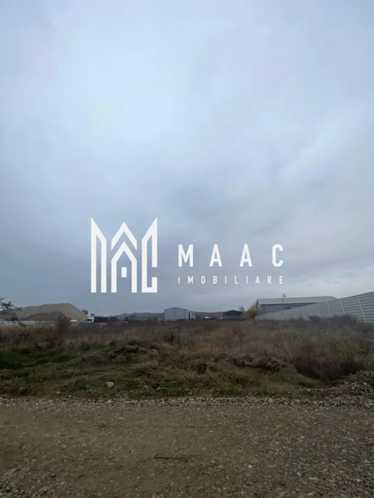 Teren | Budesti | Zona industriala - TERENURI INDUSTRIALE – BUDEȘTI, ZONA INDUSTRIALĂ – MAAC IMOBILIARE MAAC Imobiliare vă propune spre vânzare două terenuri situate în zona industrială a localității Budești, la doar 300 de metri de strada principală, ideale pentru dezvoltări comerciale sau industriale. Caracteristici principale: * Suprafață teren 1: 1.850 mp * Suprafață teren 2: 1.750 mp * Deschidere: 17 metri liniari la drum pentru fiecare parcelă * Acces facil pentru camioane și utilaje * Utilități disponibile în zonă * Drum de acces bun, aproape de artera principală Destinație și potențial: Terenurile sunt pretabile pentru construcția de hale industriale, spații de depozitare, ateliere sau alte activități economice. Zona este în plină dezvoltare, oferind multiple oportunități de investiție. Preț: 82000 EURO / parcelă Contact MAAC Imobiliare pentru detalii suplimentare, vizionare sau consultanță privind achiziția. Aceste terenuri reprezintă o investiție ideală pentru dezvoltatori sau antreprenori care caută o locație accesibilă și funcțională în zona industrială Budești, specificand ID: CP2802354 }}