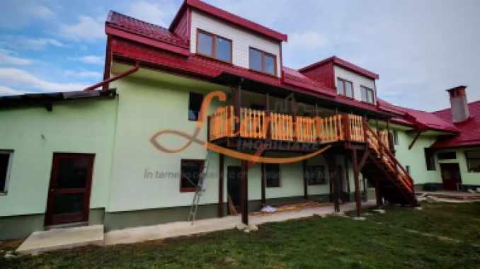 CASA SASEASCA comuna VULCAN,zona foarte buna,teren 3000 mp