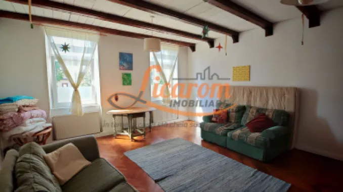 CASA SASEASCA comuna VULCAN,zona foarte buna,teren 3000 mp