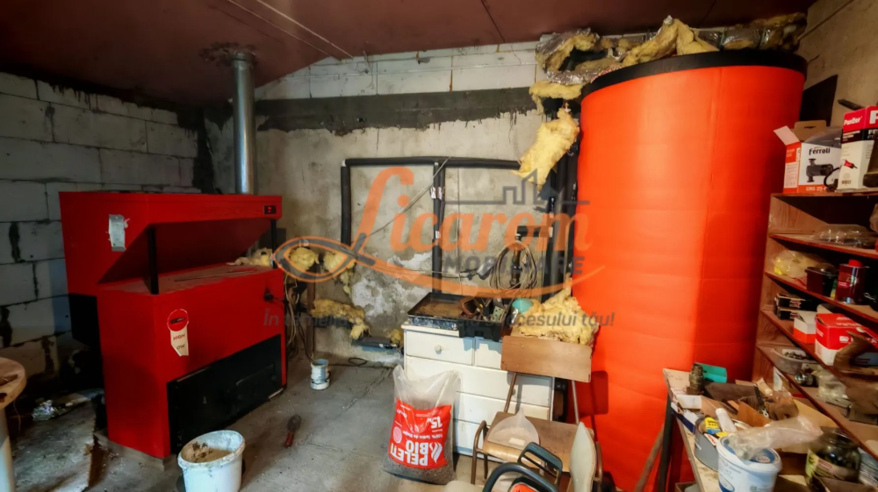 CASA SASEASCA comuna VULCAN,zona foarte buna,teren 3000 mp