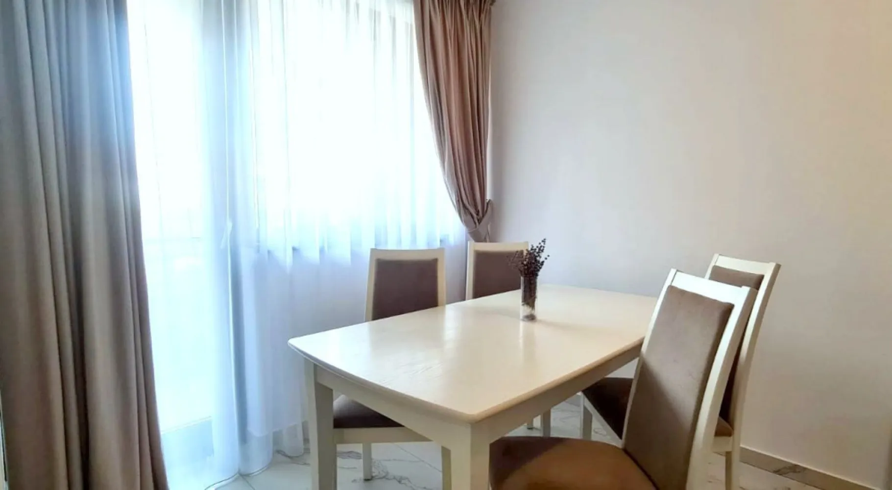 De vanzare apartament cu 2 camere Micro 17, 133.000 euro