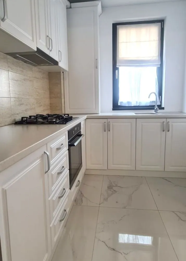 De vanzare apartament cu 2 camere Micro 17, 133.000 euro