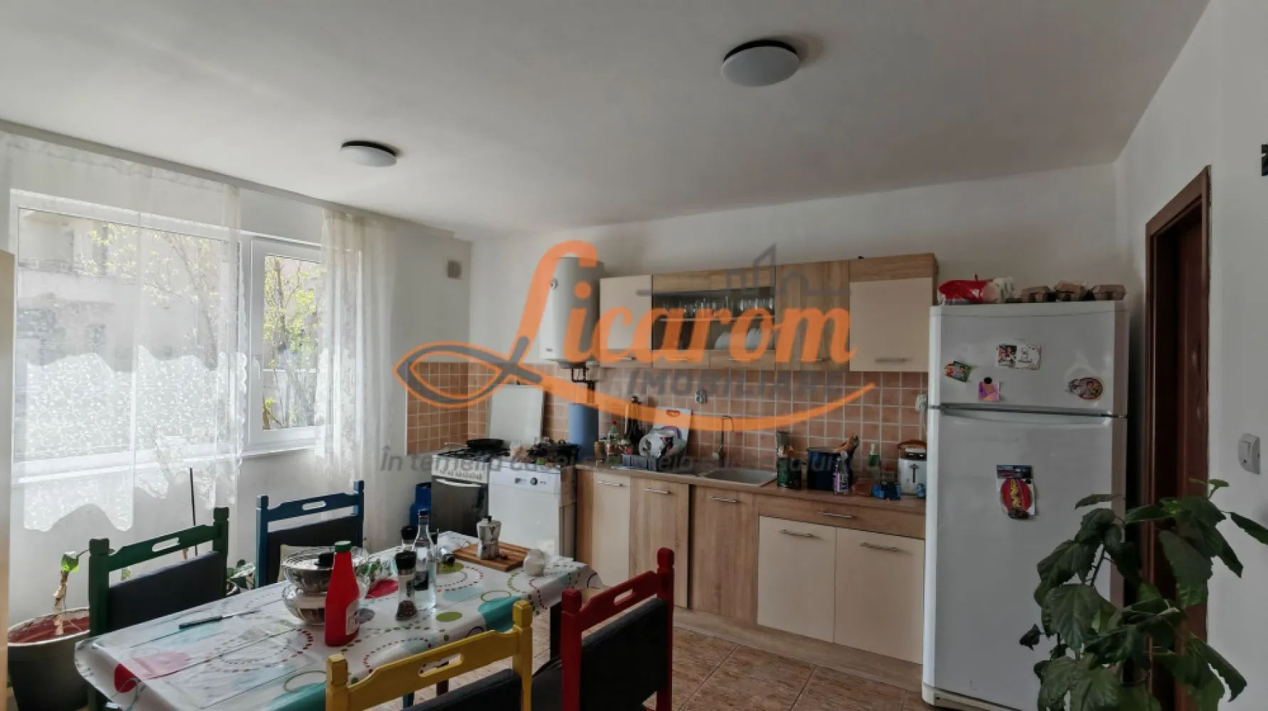 Vila P+E Bartolomeu,4 camere,4 bai,curte,garaj.