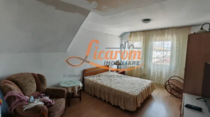 Vila P+E Bartolomeu,4 camere,4 bai,curte,garaj.