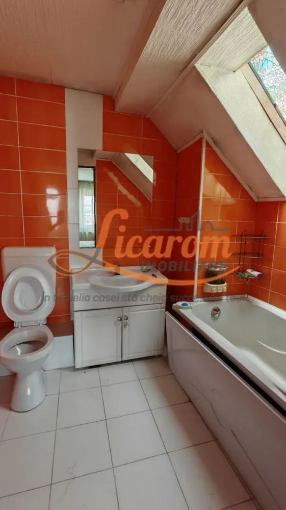 Vila P+E Bartolomeu,4 camere,4 bai,curte,garaj.