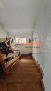 Vila P+E Bartolomeu,4 camere,4 bai,curte,garaj.