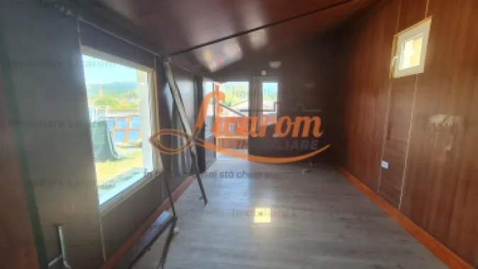 Proprietate in Cristian cu trei constructii+o fundatie,450000euro