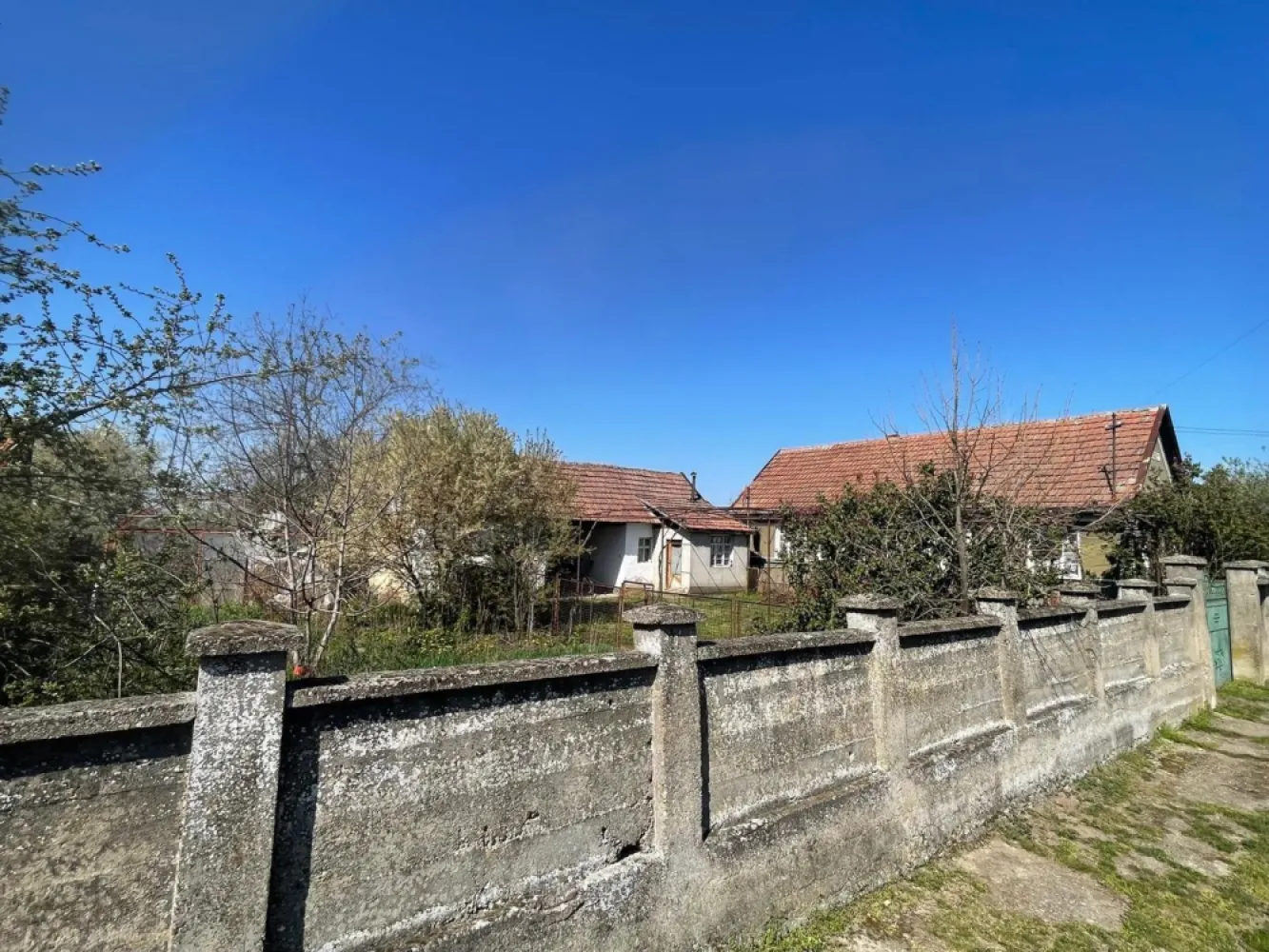 Casă tradițională la sat +teren 1.500 mp. Sat Săbolciu-51000 euro neg