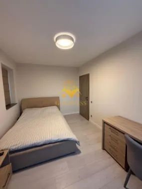 2 camere, Intre Lacuri, Iulius Mall, Auchan, Bloc nou, FSEGA