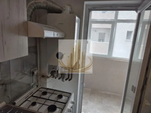 Grand Mobilis-Garsoniera moderna, Giroc, mutare imediată