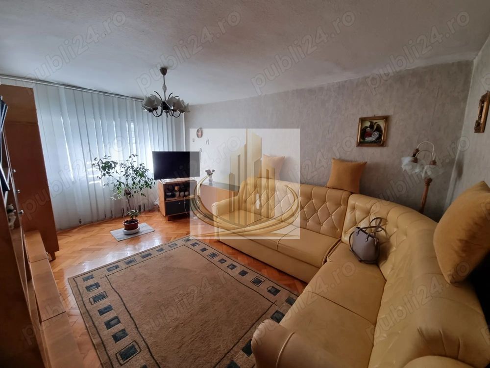 Apartament 3 Camere | Decomandat | Etaj 3/5 | Zonă Calea Aradului