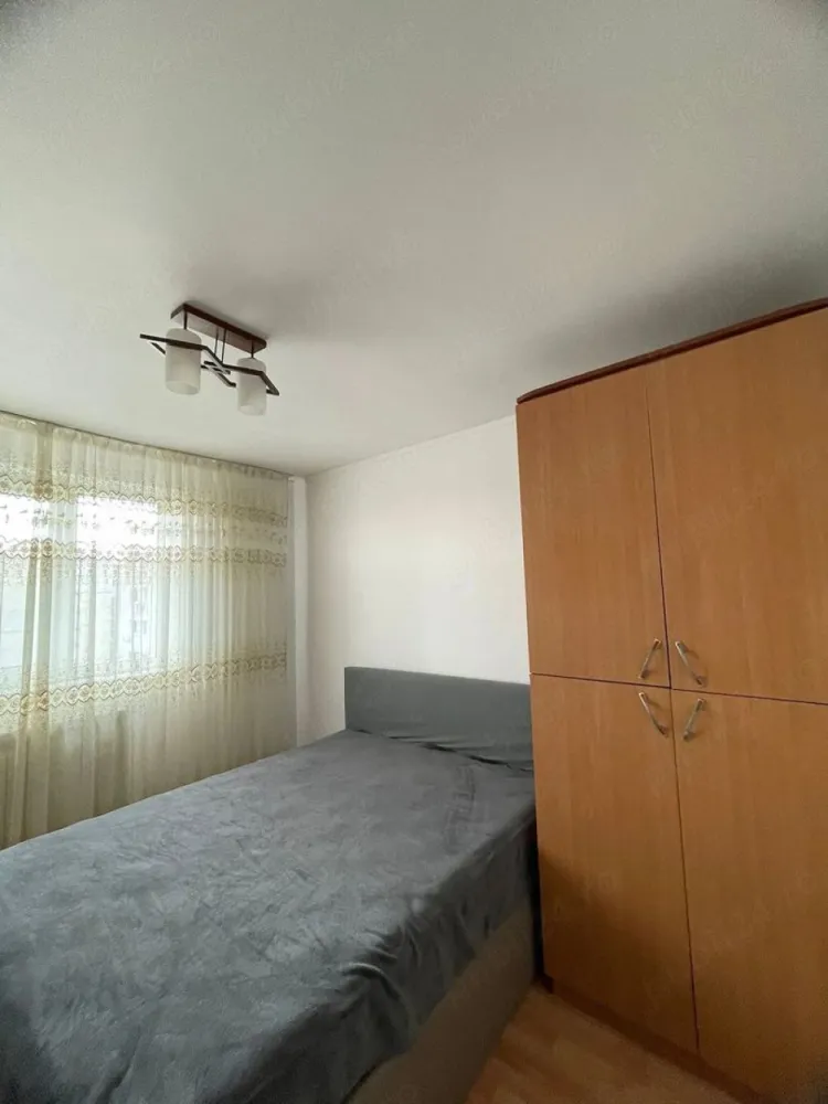 De inchiriat apartament 2 camere micro 20, 400 euro