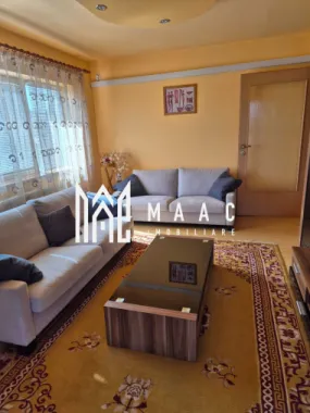 Logo MAAC IMOBILIARE logo