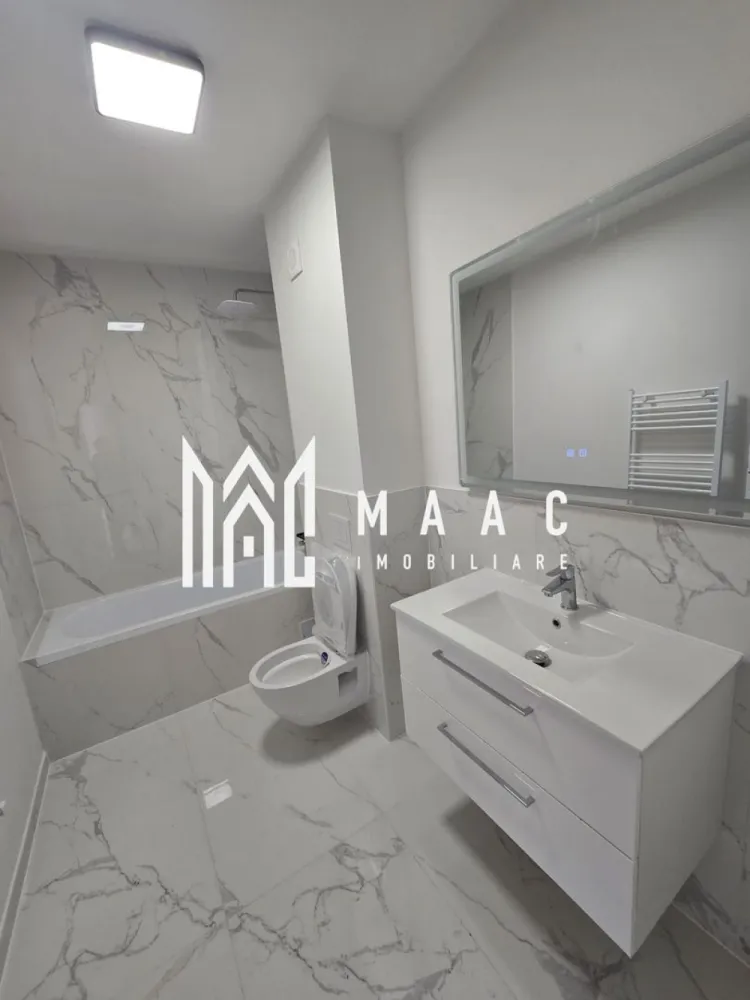 Apartament 2 camere | Parcare | Turnisor - MAAC Imobiliare va propune spre vânzare un apartament cu 2 camere decomandat, intabulat, situat la etajul 1 din 2, într-o vilă construită din cărămidă, ideal pentru cei care își doresc confort, intimitate și o locuință bine compartimentată. Apartamentul este compartimentat eficient și funcțional, fiind împărțit astfel: hol mare de intrare, baie modernă finisată cu gresie și faianță, dotată cu toate instalațiile sanitare noi, dormitor cu balcon, bucătărie open space și living spațios cu acces către terasă, perfect pentru relaxare. Locuința beneficiază de dotări moderne și finisaje de calitate superioară: centrală termică proprie cu încălzire în pardoseală, ușă metalică la intrare, geamuri termopan, precum și uși termopan cu izolație termică și fonică, pentru un plus de confort și eficiență energetică. În plus, apartamentul dispune de storuri electrice, parchet, gresie și faianță, corpuri de iluminat montate în toate camerele, precum și instalații sanitare complete, fiind pregătit pentru mutare imediată fără investiții suplimentare. Un avantaj important îl reprezintă locul de parcare inclus, care oferă confort și siguranță pentru mașina dumneavoastră. Această proprietate este alegerea ideală atât pentru locuit, cât și pentru investiție, datorită compartimentării excelente, dotărilor premium și amplasării într-o clădire tip vilă, cu regim redus de înălțime. Pentru mai multe detalii și programarea unei vizionări, vă rugăm să ne contactați telefonic și să menționați CP3023440. }}