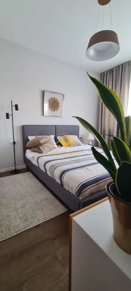 2 camere open space, Parcare, Modern, Era Hexagon, Dambul Rotund, Gara