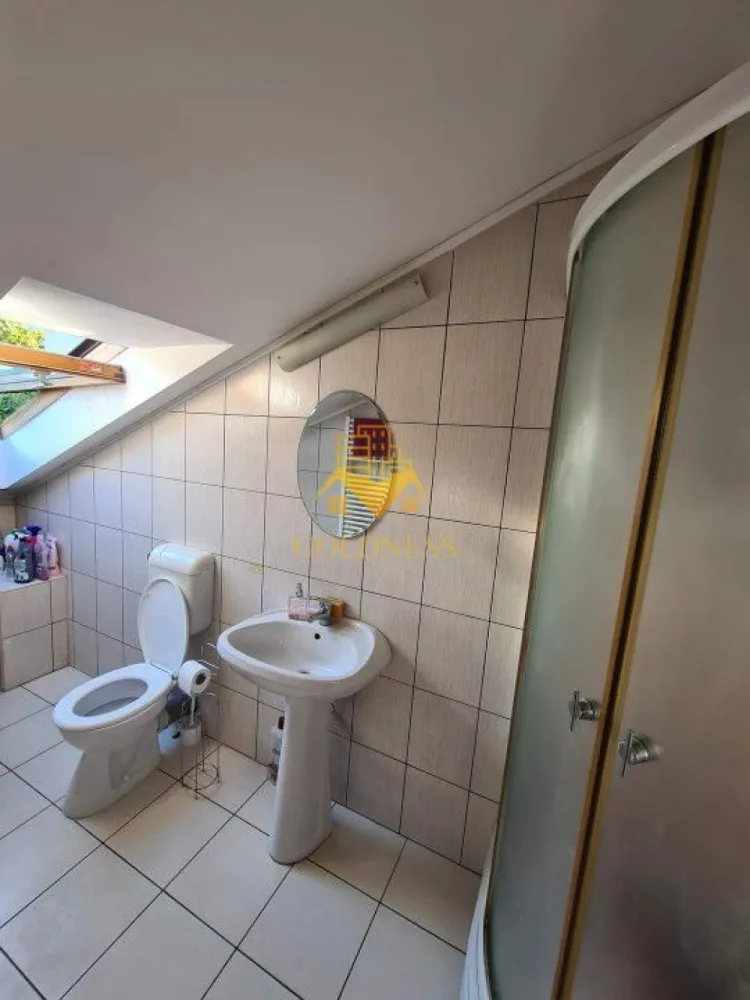 Spatiu de birou, depozitare, zona Centrala, Platinia, Motilor - Goldness Imobiliare va propune spre inchiriere spatiu comercial cu suprafata utila de 40 mp la etajul 1 intr-o cladire de P+1+M. Dacă sunteți interesați de acest spațiu și doriți să îl vizionați, dar și pentru alte oferte, nu ezitați să ne contactați telefonic sau prin e-mail. Vă stăm la dispoziție! Pentru intermediere se percepe un comision de 50% din prețul chiriei! }}