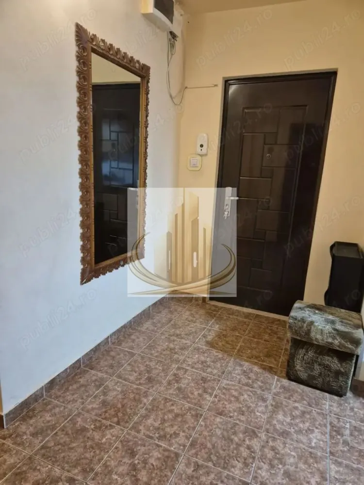 Apartament 4 camere, 76mp + 3 balcoane, zona Calea Aradului