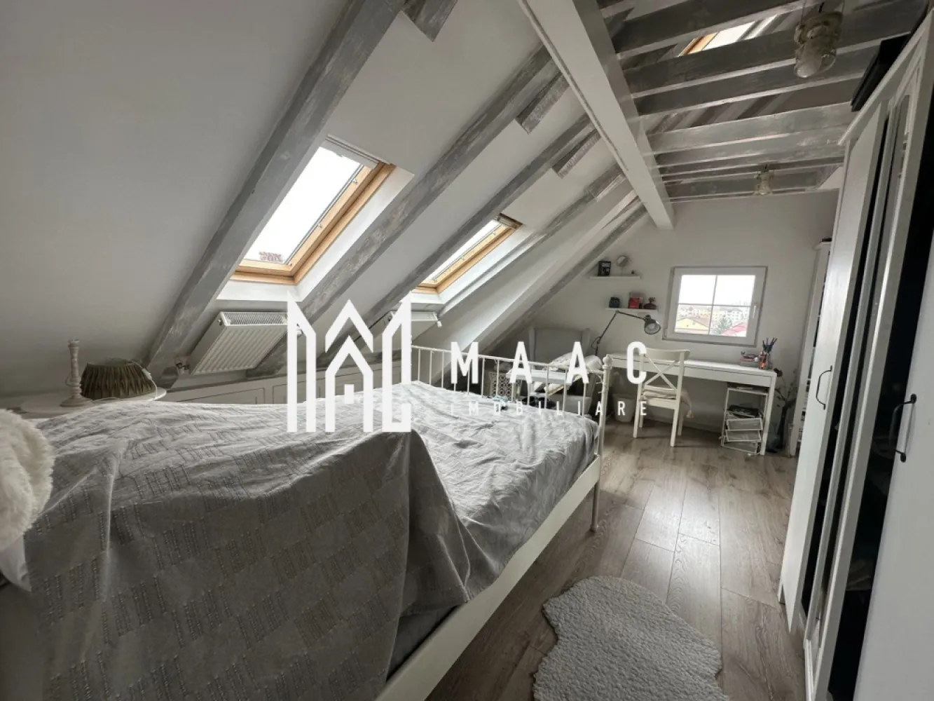 Apartament La Casă | 4 Camere | 120 MPU | Bulevardul Victoriei