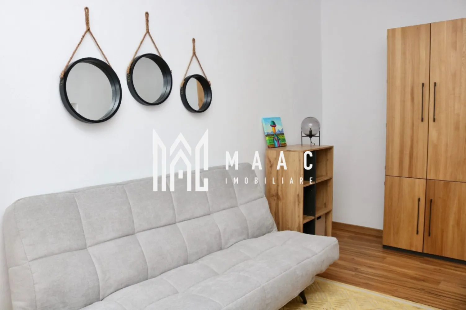 Apartament 4 camere | 2 bai | Modern | Curte | Central