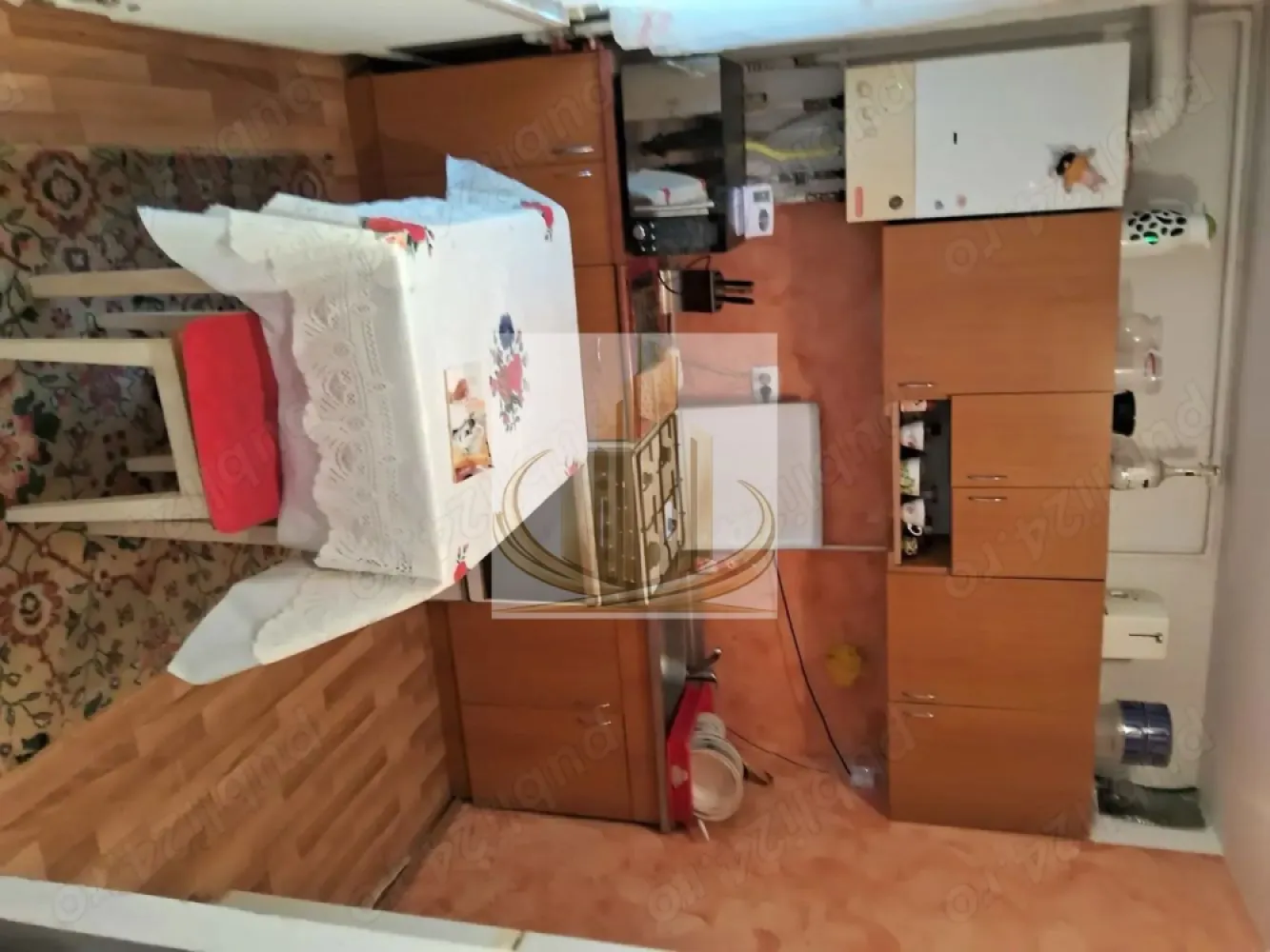 Grand Mobilis Apartament la parterul unei case de închiriat, elegant.