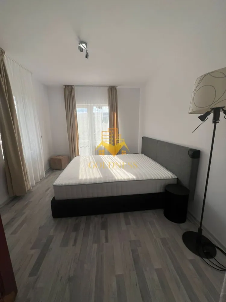 2 camere open space, Utilitati Incluse, Parcare, Oasului, Iris - GOLDNESS Imobiliare vă propune spre închiriere un apartament cu 2 camere complet mobilat și utilat, la etajul 1 într-un imobil de 2 etaje, în Cartierul Iris. Apartamentul este la 600 euro cu utilitati incluse (apă, curent, gaz, salubritate, internet) Dispune de loc de parcare! Se află în apropierea stațiilor de transport în comun, magazine, restaurante, spații verzi, farmacii, etc. Apartamentul este compartimentat astfel: - dormitor cu pat matrimonial, dressing, noptiere - living cu bucatarie open space complet utilată și mobilată, canapea extensibilă, loc de servit masa - baie cu cabina de dus, calorifer port prosop și dulap pentru depozitare. - doua terase de 8 mp si 10 mp Imobilul este dotat cu toate cele necesare- centrală proprie, frigider, aragaz, hotă, mașină de spălat haine, etc. Dacă sunteți interesați de acest apartament și doriți să îl vizionați, dar și pentru alte oferte nu ezitați să ne contactați telefonic sau prin e-mail. Vă stăm la dispoziție! Pentru intermediere se percepe un comision de 50% din prețul chiriei! }}