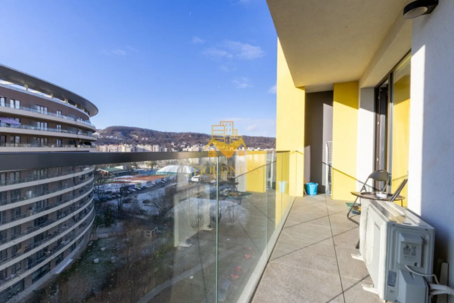 2 camere, premium, AC, garaj, bloc nou, Plopilor zona parcul Rozelor