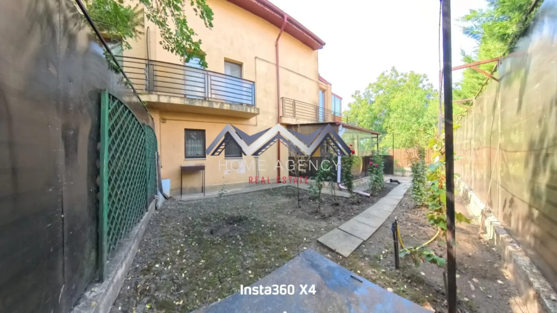 Casă individuală P+1+M cu garaj și terase spațioase – Otopeni Central