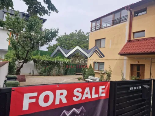 Casă individuală P+1+M cu garaj și terase spațioase – Otopeni Central