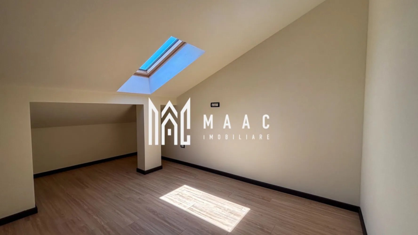 Duplex | 150 MPU | Teren 250MP | 5 Camere | Cisnadie