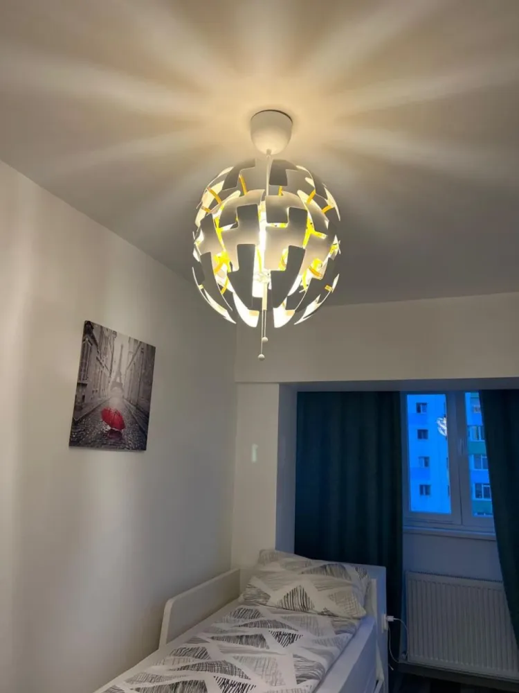 BRASADAS închiriază ap 3 cam etaj 5/8 Calea 13 Sept Marriott