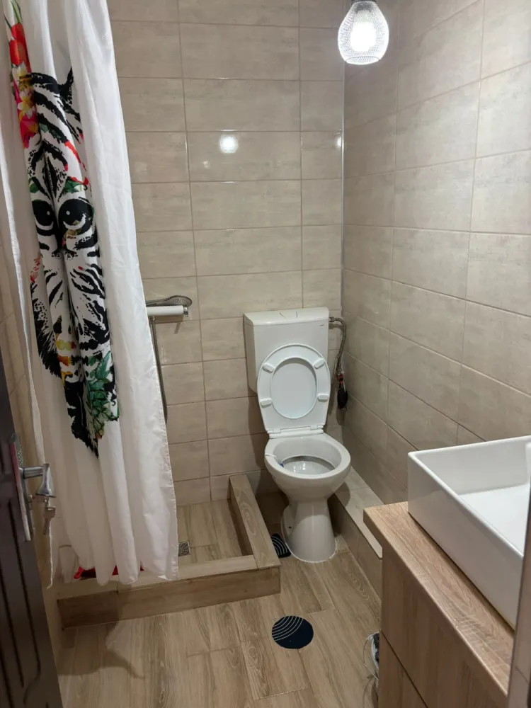 Apartament 2 camere de vânzare – Ploiești Vest, zona Lămâița | Ideal investiție (cu chiriaș existent)
