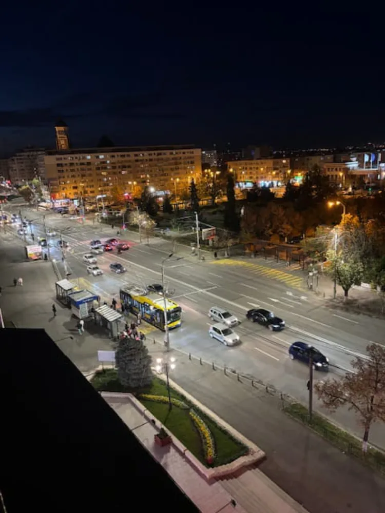 Apartament 2 camere decomandat, etajul 5 din 7, ultracentral