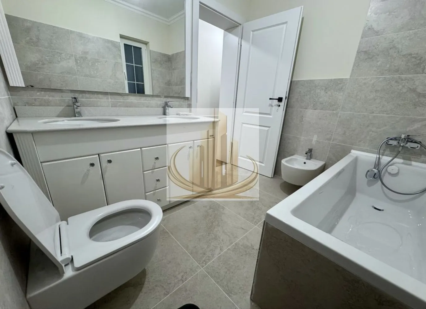 Duplex Mosnita Noua 5 camere, 3 bai, finisaje premium