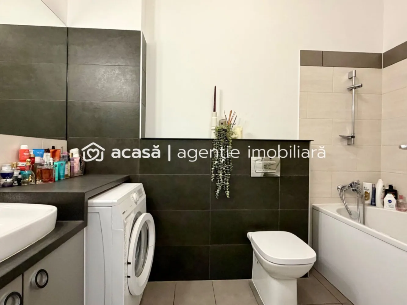 Apartament cu 2 camere la cheie cu loc de parcare in ARED langa AFI