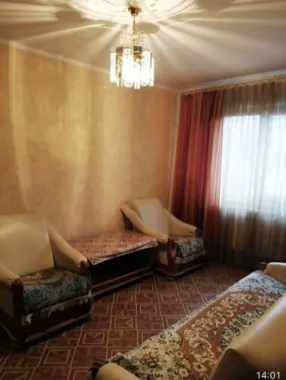 ageuropa.ro vinde ap. 2 cam. etaj 3 în Solidarității.