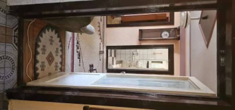 BRASADAS vinde ap 2 cam PARTER 14 Mai.