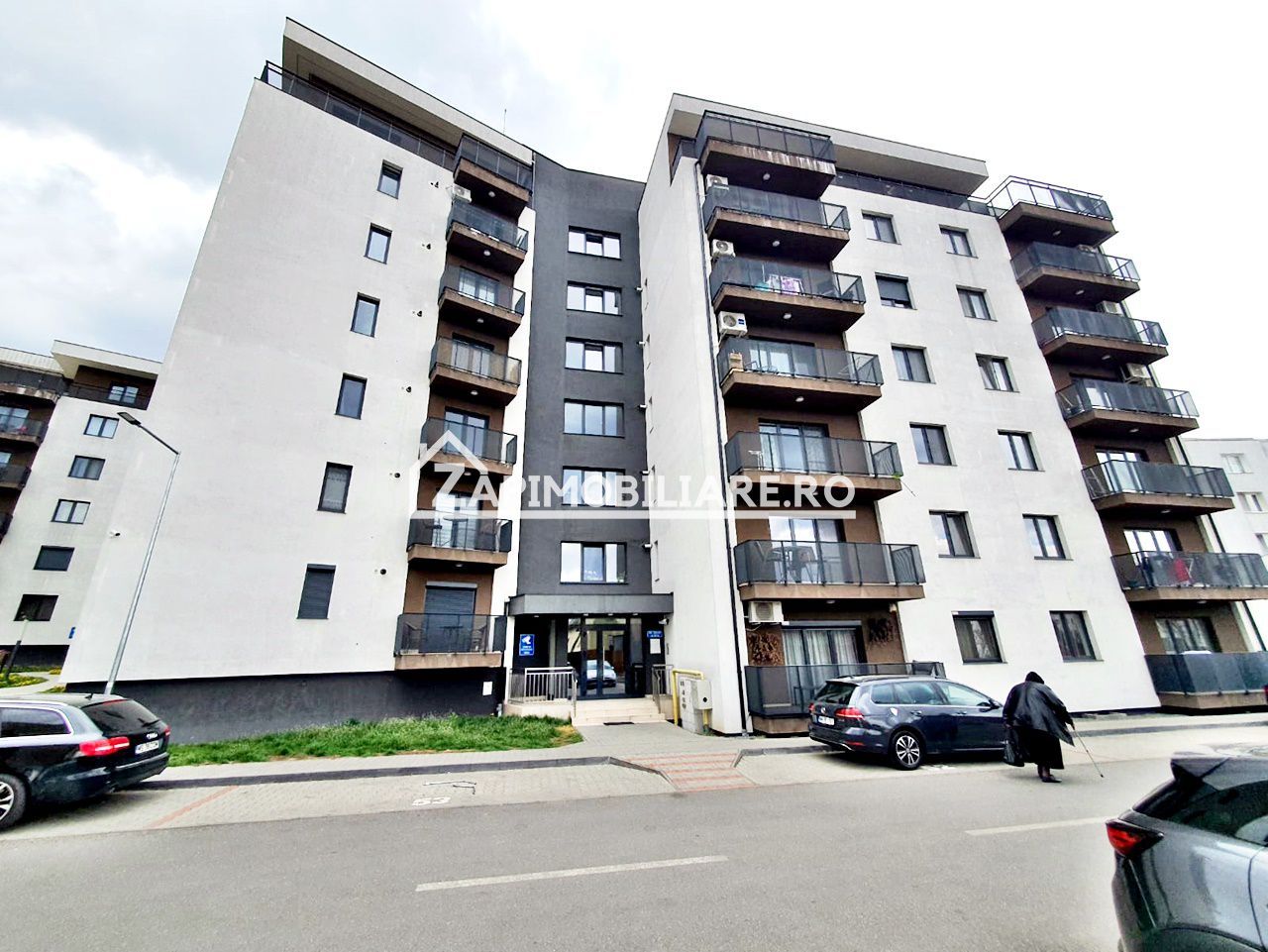 Apartament 2 camere bloc NOU,52mp,cartier Tudor,lift,parcare