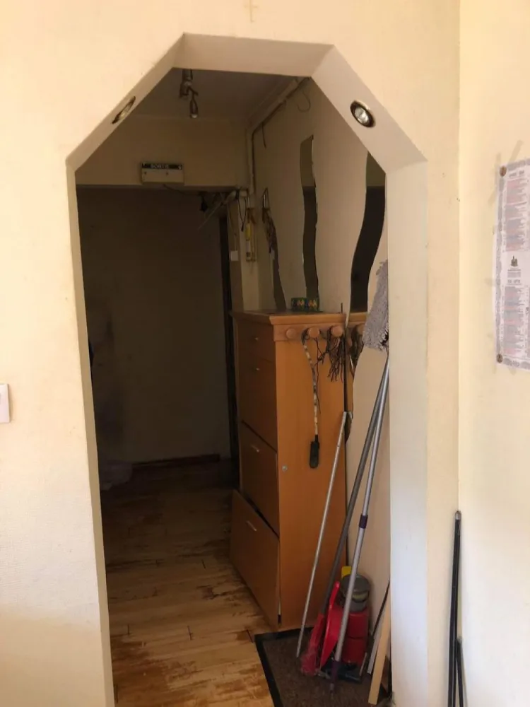 ageuropa.ro vinde ap. 2 cam etaj 2 Micro 14