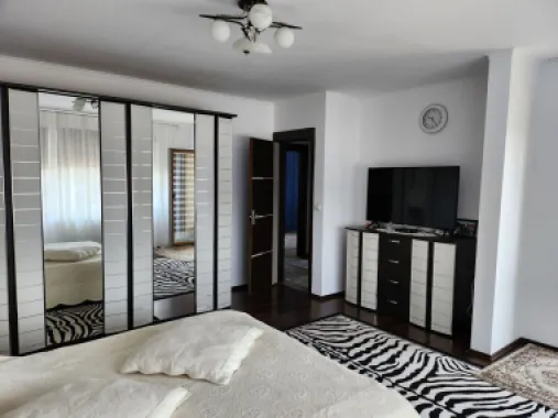 Casa , zona Grigore Pletosul!