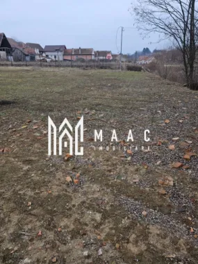 Teren de vânzare în Hamba | 1.740 mp | cu utilități și ieșire la râu