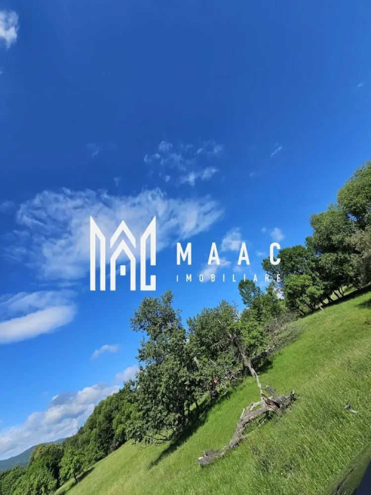 Teren Intravilan | 890 MP | Cisnadioara - MAAC vă propune spre vânzare un teren intravilan cu o suprafață de 890 mp, situat în Cisnădioara, într-o zonă turistică deosebită, recunoscută pentru liniștea și frumusețea peisajelor.

Proprietatea oferă o priveliște spectaculoasă către Cetatea Cisnădioarei, Masivul Măgura și Munții Cindrel, fiind locul ideal pentru construirea unei locuințe de vis sau pentru o investiție de viitor.

Terenul deține certificat de urbanism, iar utilitățile se află în imediata apropiere, ceea ce permite demararea rapidă a construcției.

O oportunitate rară de a achiziționa un teren într-o locație premium, aproape de Sibiu, unde natura și confortul se îmbină perfect.

Pentru mai multe detalii sau pentru a programa o vizionare, vă rugăm să ne contactați specificând ID : CP3037179