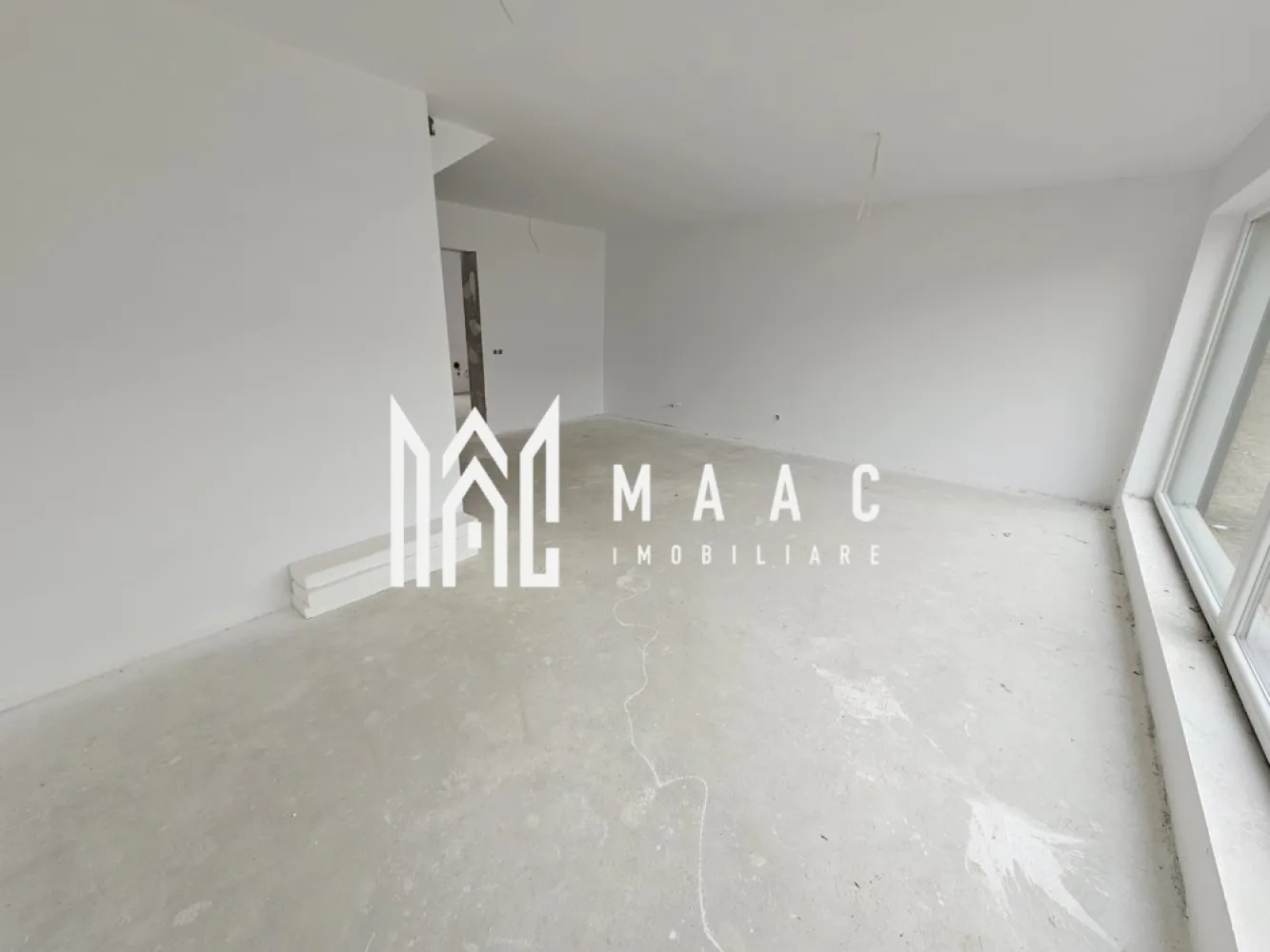 Black Friday | Casa Tip Duplex | 110 MPU | 264 MP Teren | Predare La Alb