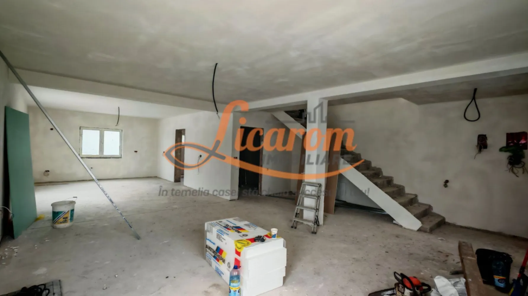 Vila LUX Parter+Etaj(stil mediteranean) in Sanpetru Calea Harmanului