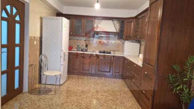 Casa de inchiriat Curtea de Arges