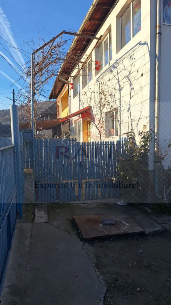 Casa de Vanzare Oestii-Arges