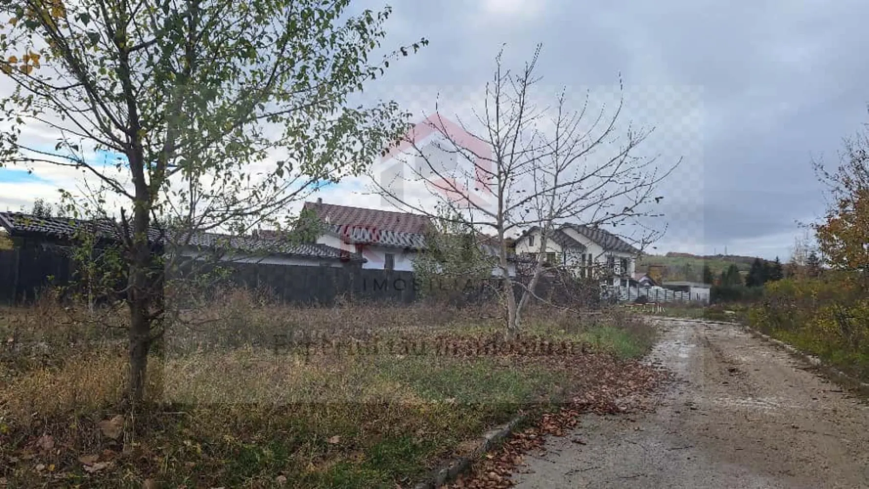 Teren Intravilan Curtea de Arges - ​🌳 OPORTUNITATE UNICĂ ÎN CURTEA DE ARGEȘ! Vă prezentăm un teren de vânzare perfect pentru proiectul dumneavoastră. ​Situat într-o zonă liniștită și cu acces rapid, acest teren de 760 mp este ideal pentru o reședință permanentă sau pentru o investiție. ​Avantaje Cheie: ​Localizare: Aproape de autostradă. ​Utilități: Curent/Apă/Gaz la limită. ​Acces: Drum asfaltat/pietruit. ​Preț: Prețul de listare (Negociabil). ​Nu rata șansa de a deține o bucată de natură în inima Argeșului! ​📞 Sună acum la nr tel 0741 464 950 sau explorează anunțul complet: ​ ​#ImobiliareArges #TerenDeVanzare #CurteaDeArgesImobiliare #Dezvoltare #TerenIntravilan }}