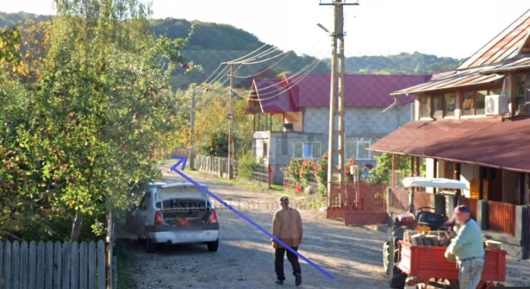 Teren intravilan-extravilan Valsanesti Arges - Se vinde teren cu o suprafață de 3.000 de metri pătrați, care este parțial intravilan și parțial extravilan. Terenul este împrejmuit și se află în satul Vâlsănești din comuna Mușătești, la o distanță de aproximativ 100 de metri de râul Vâlsan și la 14 km de municipiul Curtea de Argeș. Terenul este identificat cu număr cadastral, ceea ce facilitează tranzacția. Zona este descrisă ca fiind una liniștită, la poalele pădurii, ideală atât pentru construcții rezidențiale, cât și pentru activități agricole. Posibilitate de extindere cu încă 1400 mp. }}